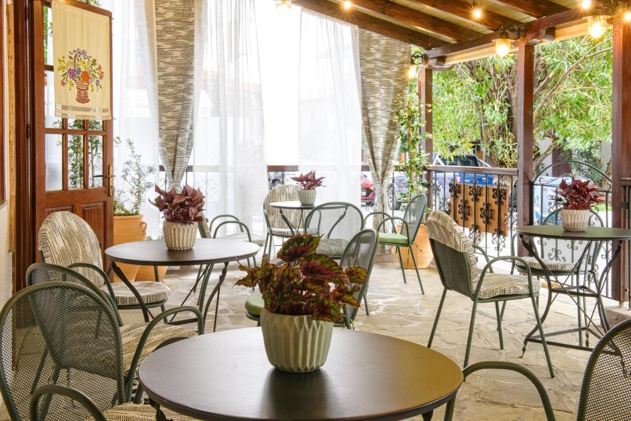 Hotel Theopisti Ouranoupoli Exterior photo
